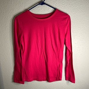 Solid hot pink kid size long sleeve t-shirt. In size 18.